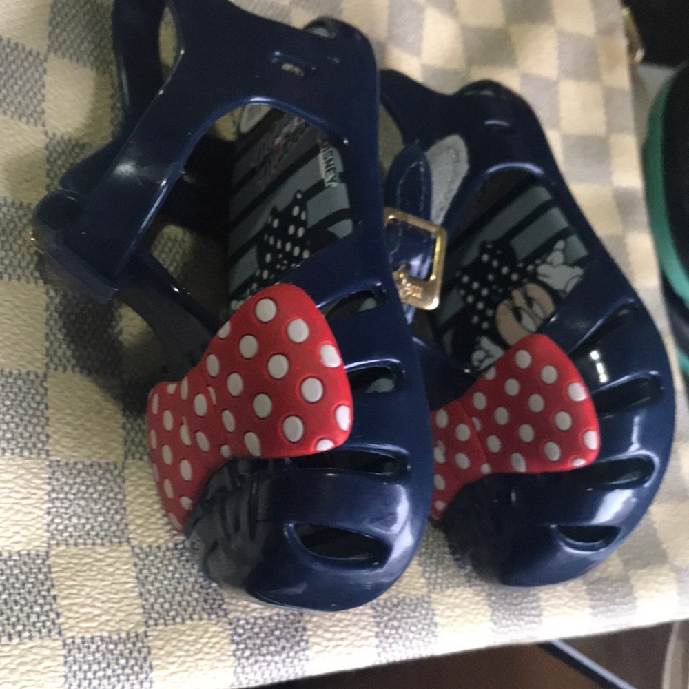 Mini Melissa - Picture 4 of 5